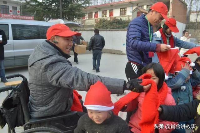 感恩父母的小故事100字（感恩父母的小故事简短）