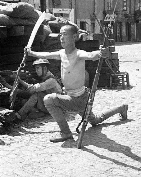 身边小人物的故事(身边小人物的故事50字)